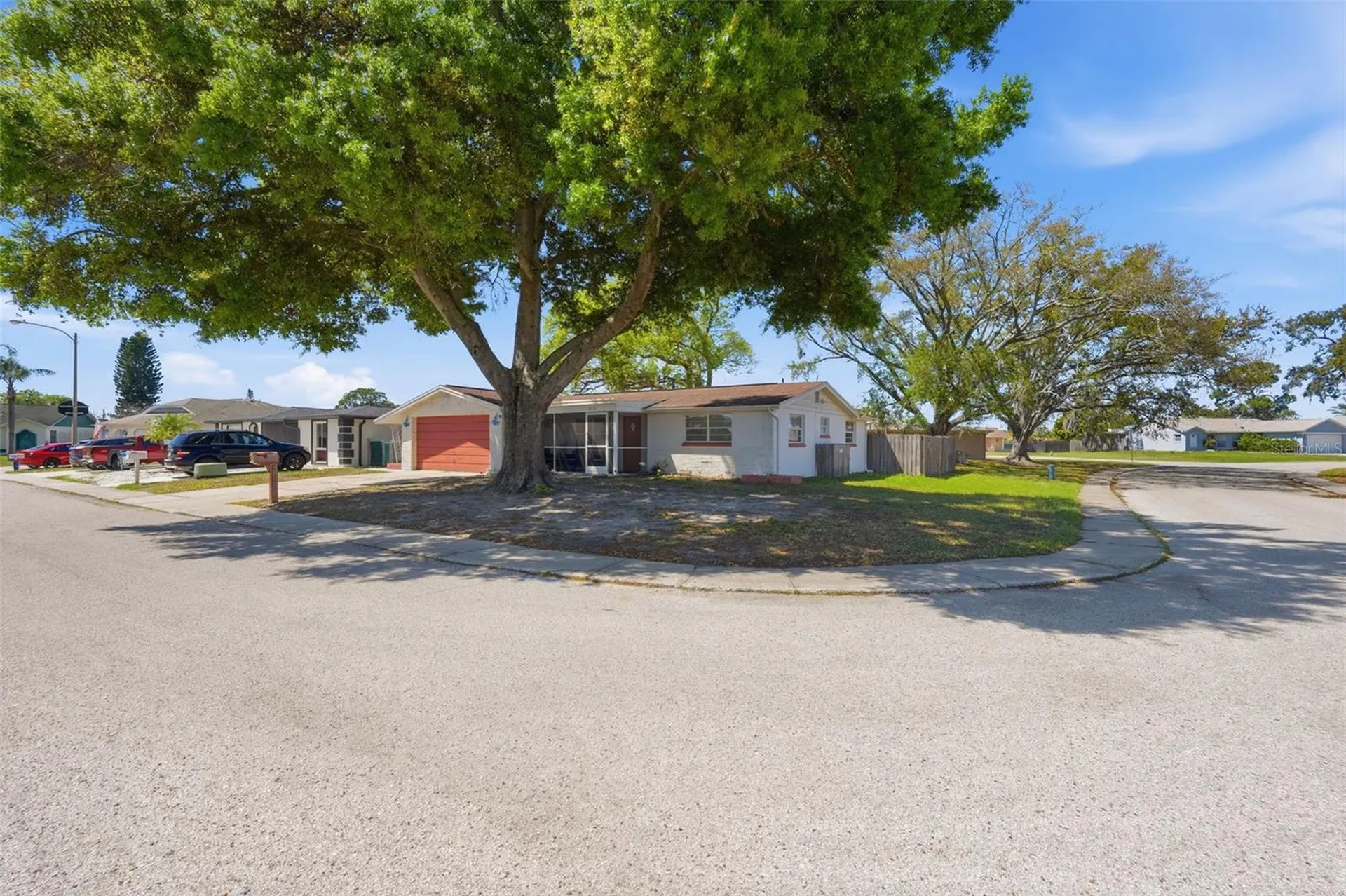 9825 Lakeside Lane Port Richey FL 34668