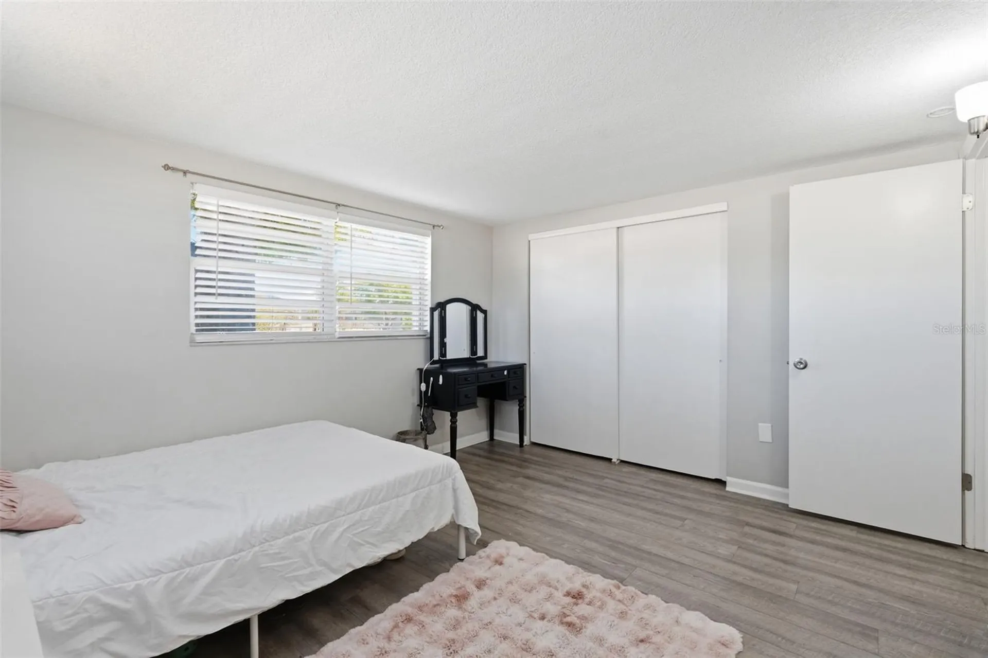 9825 Lakeside Lane Port Richey FL 34668