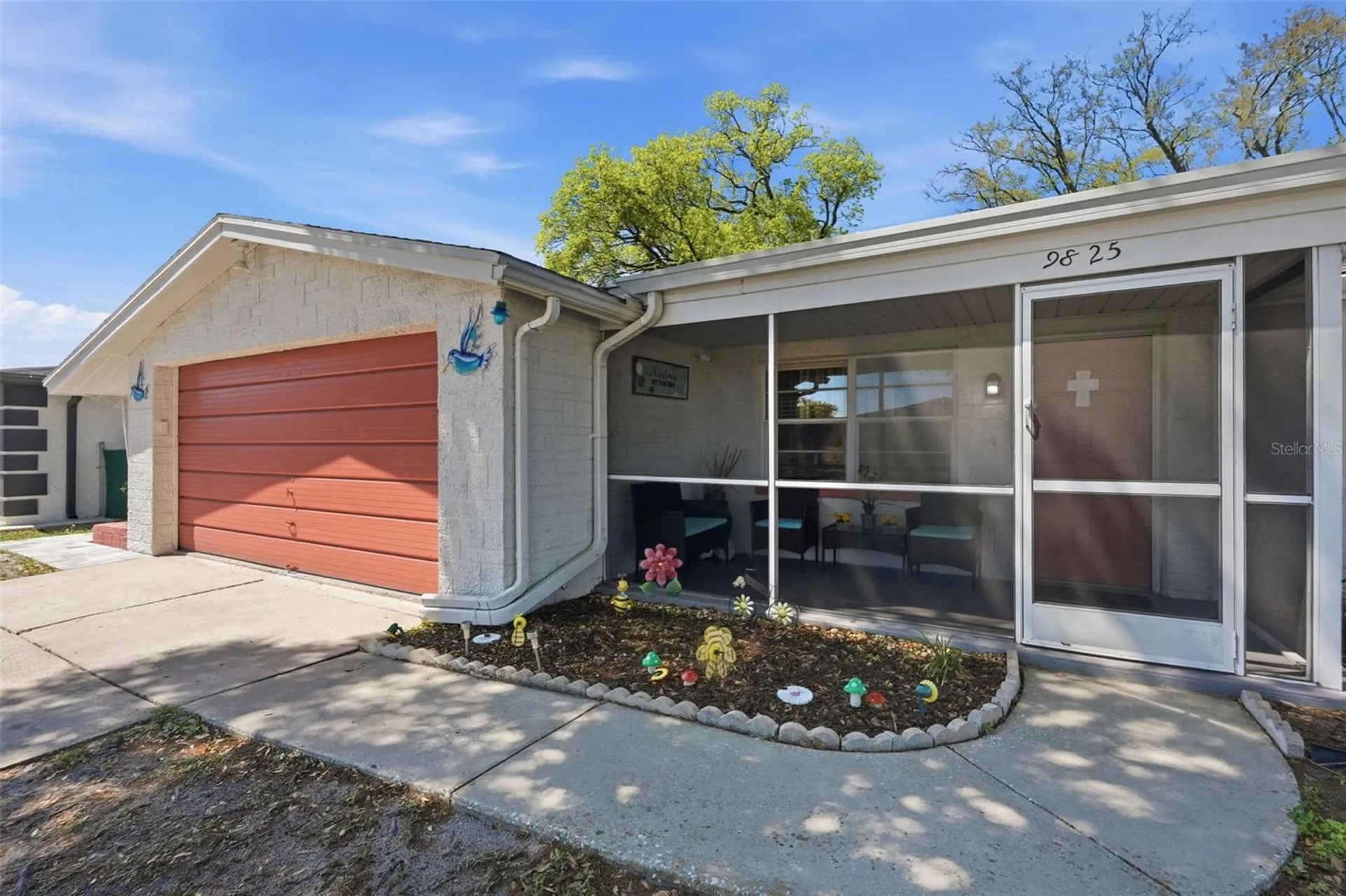 9825 Lakeside Lane Port Richey FL 34668
