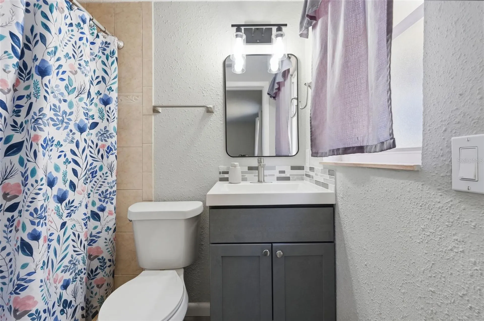 9825 Lakeside Lane Port Richey FL 34668