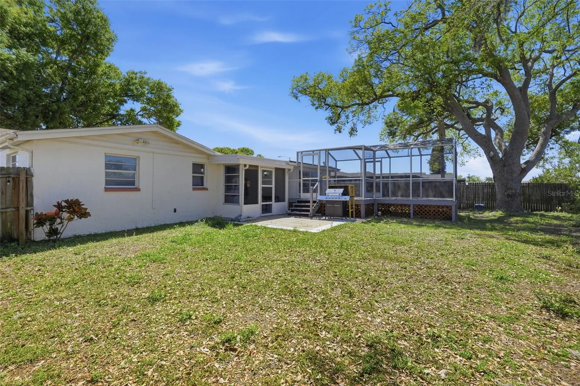 9825 Lakeside Lane Port Richey FL 34668