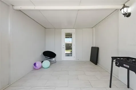 9825 Lakeside Lane Port Richey FL 34668
