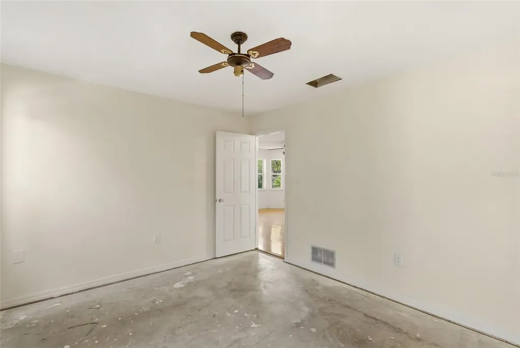 4662 Beacon Drive Sarasota FL 34232