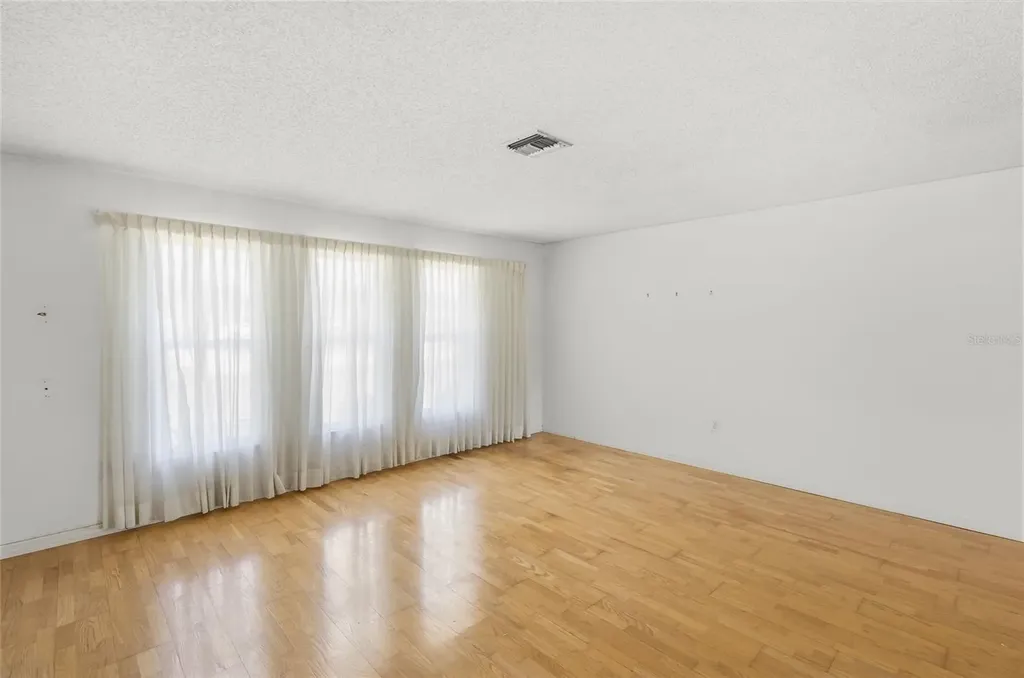 4662 Beacon Drive Sarasota FL 34232