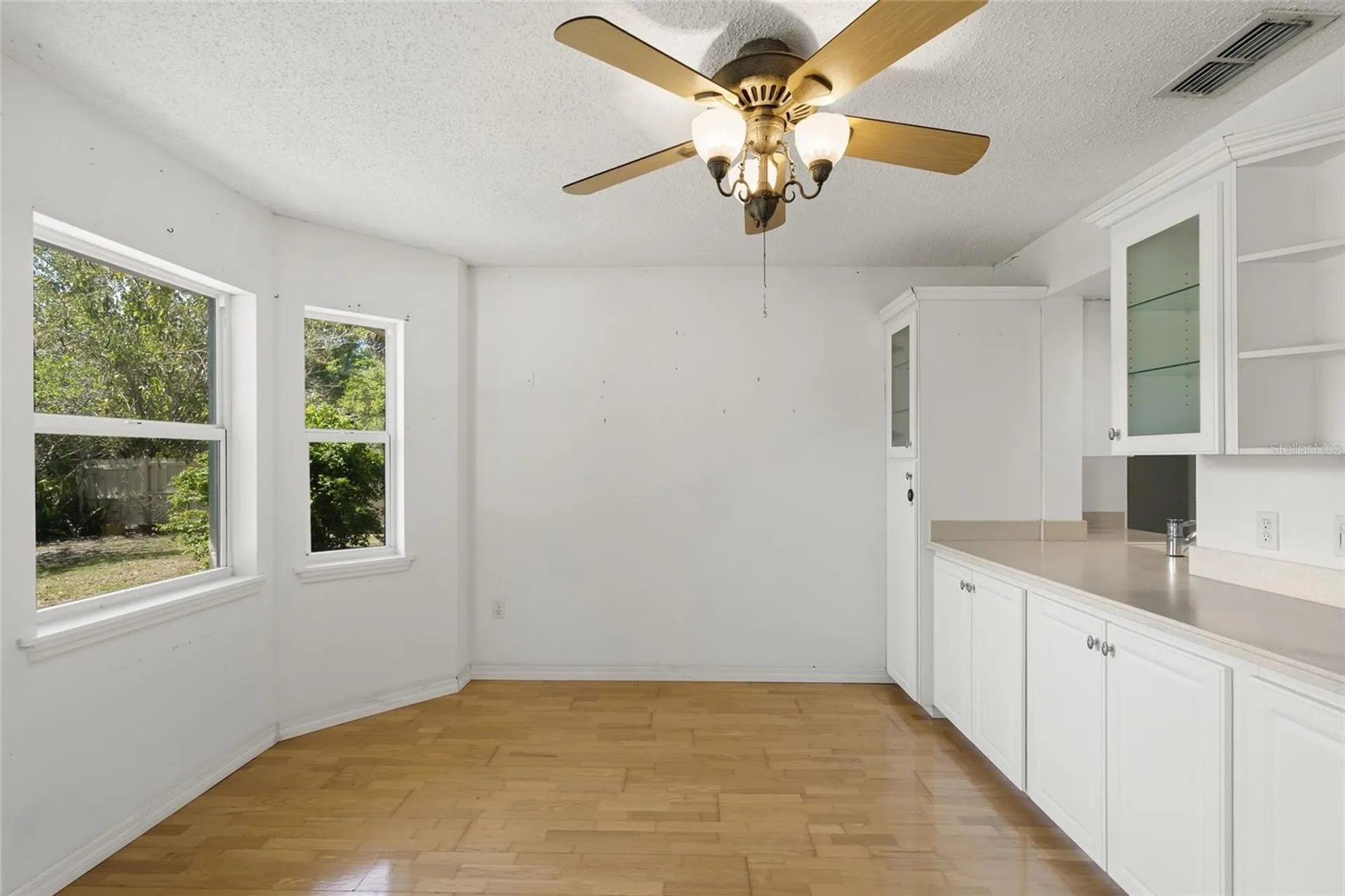 4662 Beacon Drive Sarasota FL 34232