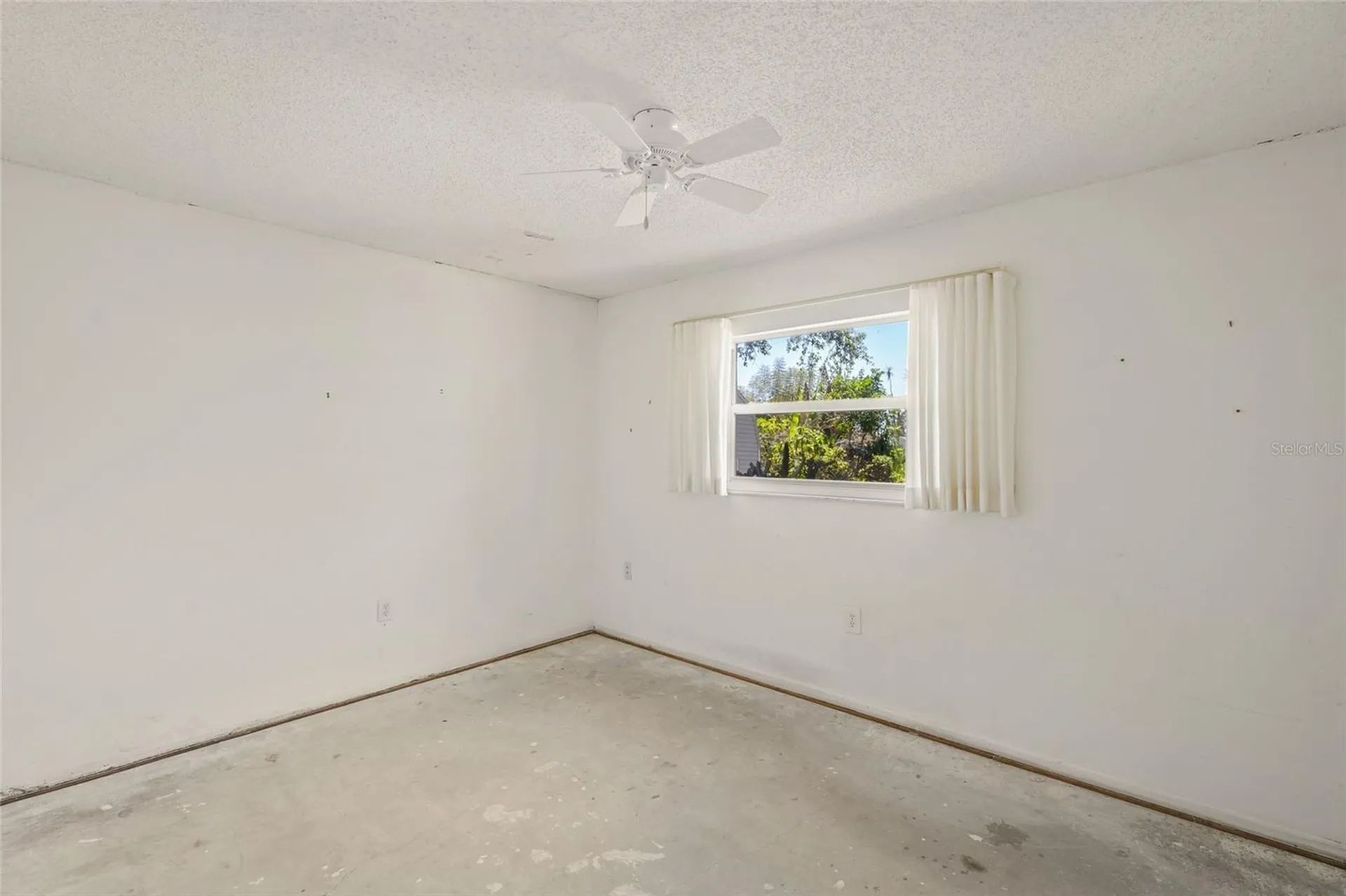 4662 Beacon Drive Sarasota FL 34232