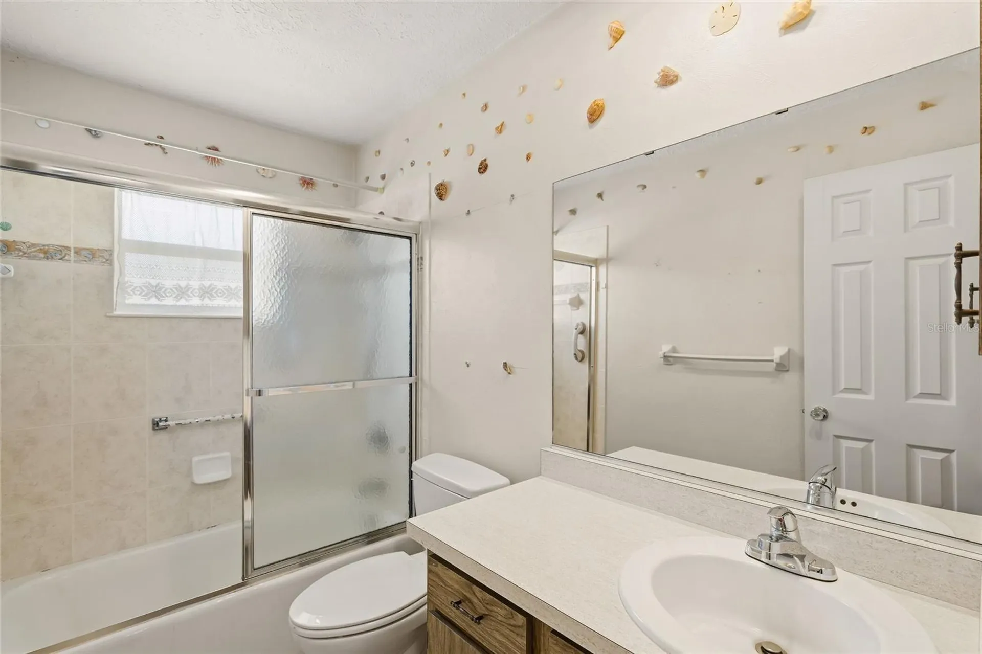 4662 Beacon Drive Sarasota FL 34232