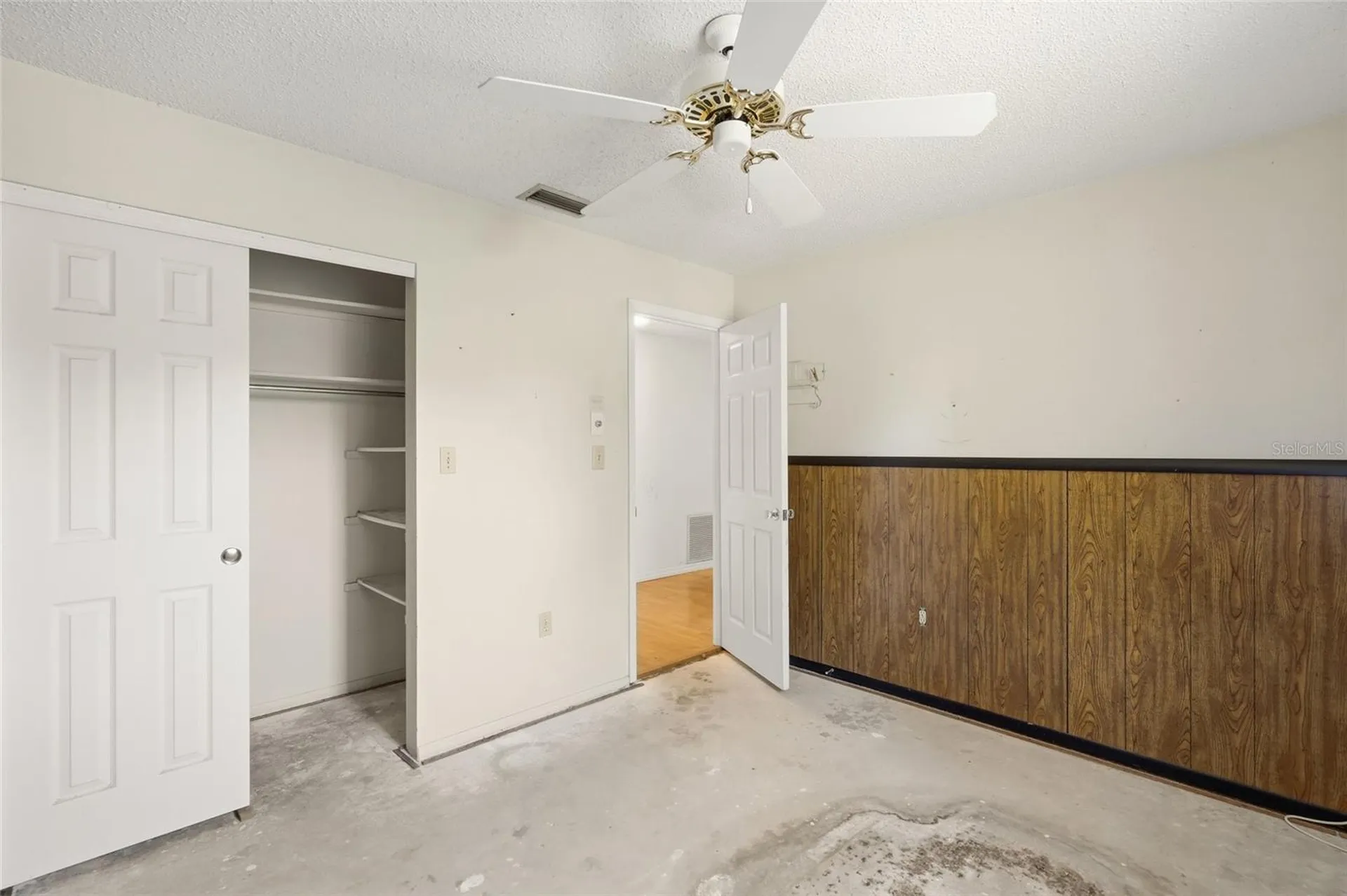 4662 Beacon Drive Sarasota FL 34232