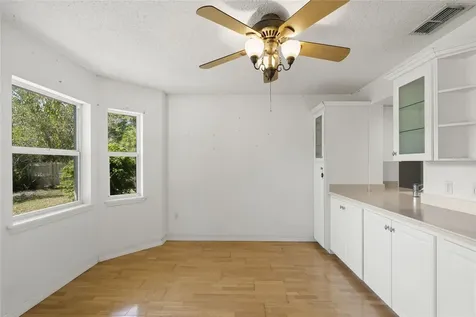 4662 Beacon Drive Sarasota FL 34232