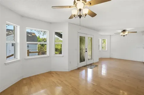 4662 Beacon Drive Sarasota FL 34232