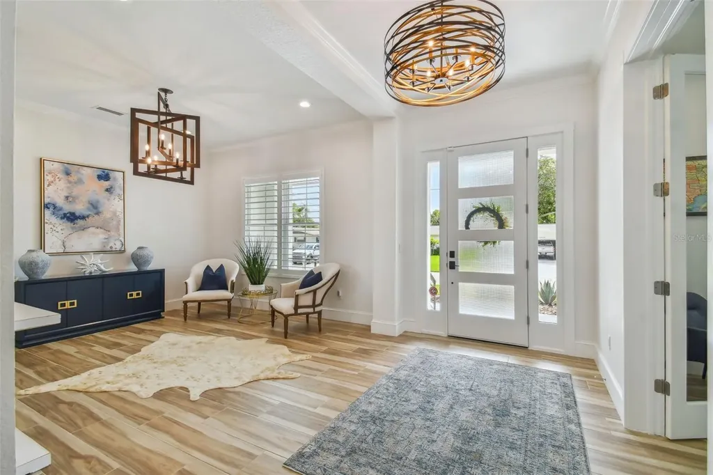 4835 W Bay Villa Avenue Tampa FL 33611
