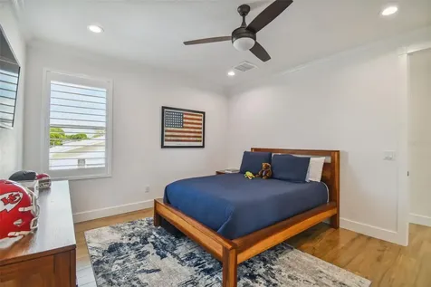 4835 W Bay Villa Avenue Tampa FL 33611