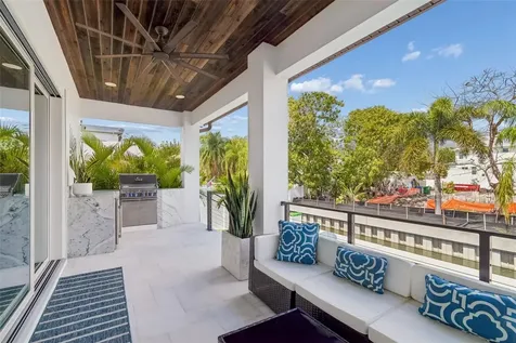 4835 W Bay Villa Avenue Tampa FL 33611