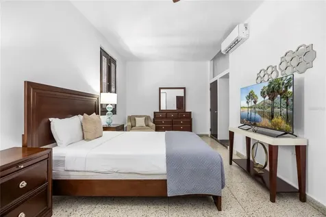 152 Luna San Juan PR 00901