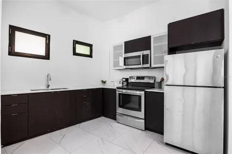 152 Luna San Juan PR 00901