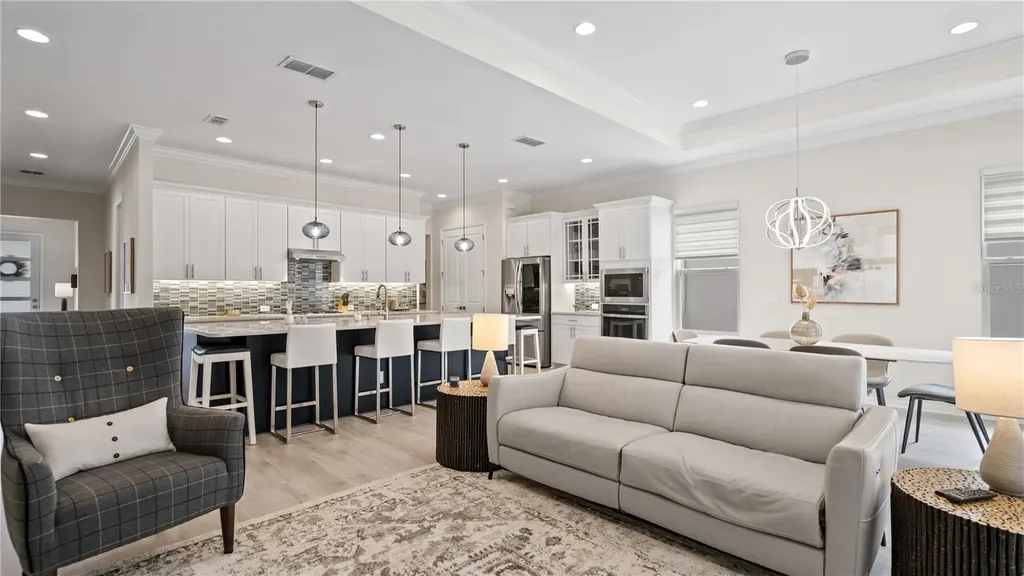 7774 Four Seasons Boulevard Kissimmee FL 34747
