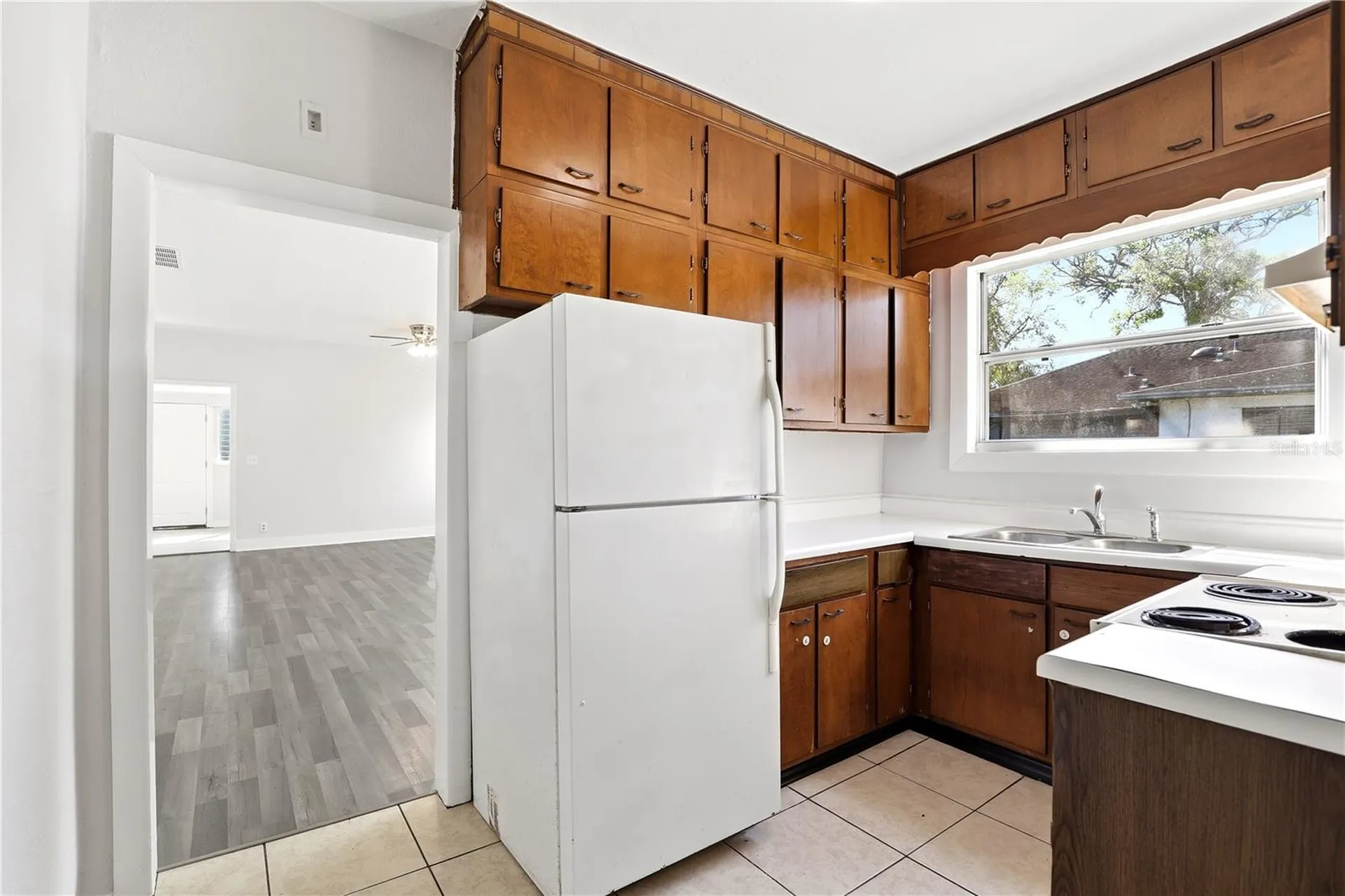 918 Shoreview Drive Orlando FL 32807
