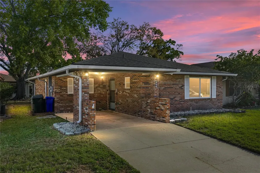 466 Lake Carolyn Circle Lakeland FL 33813
