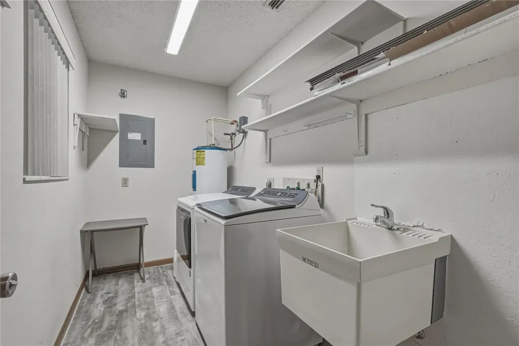 466 Lake Carolyn Circle Lakeland FL 33813