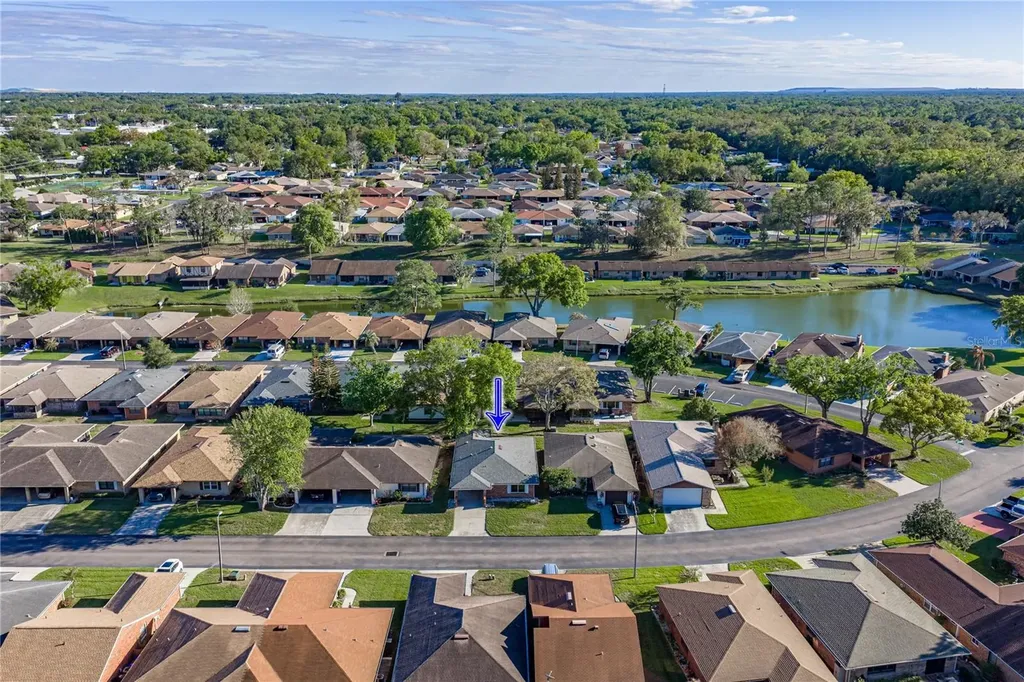 466 Lake Carolyn Circle Lakeland FL 33813