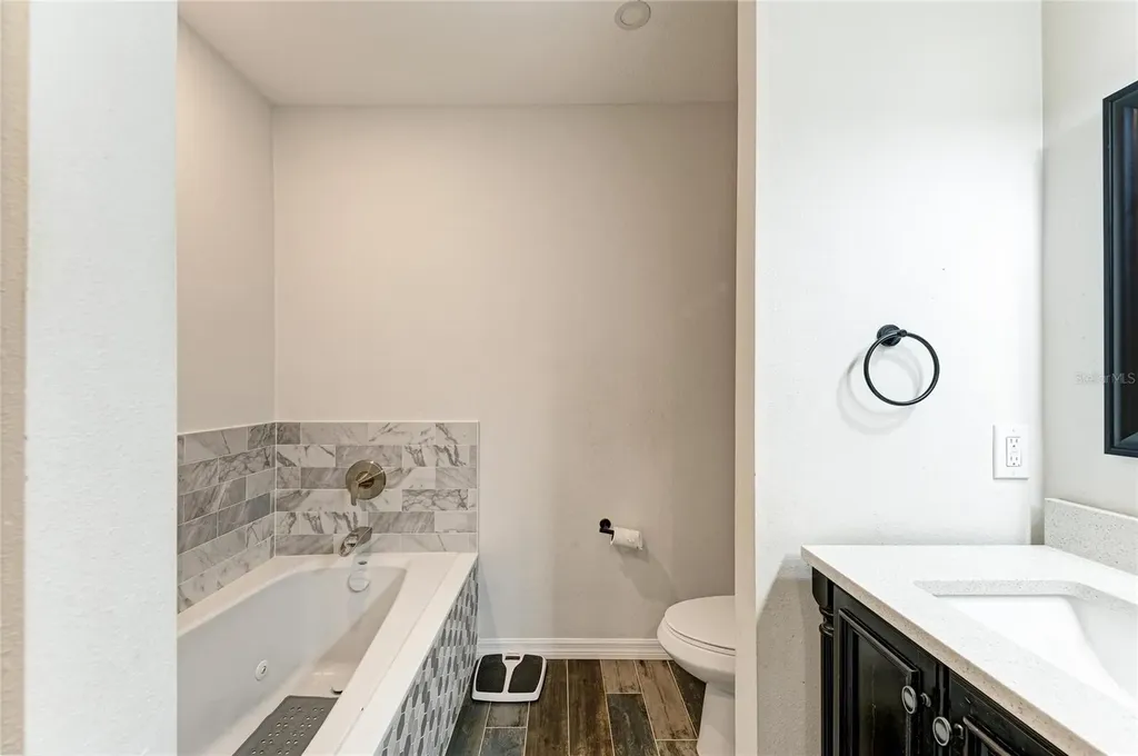 2015 22nd Street W Bradenton FL 34205