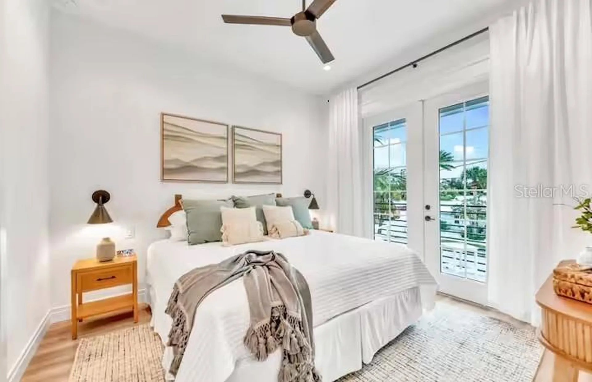 85 Avenida Messina Sarasota FL 34242
