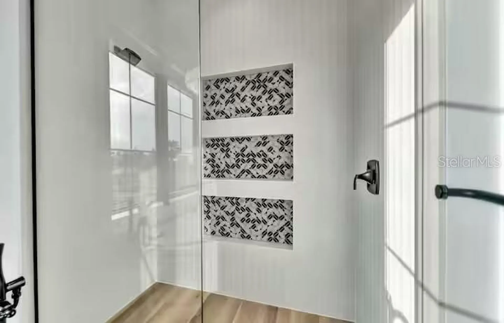 85 Avenida Messina Sarasota FL 34242