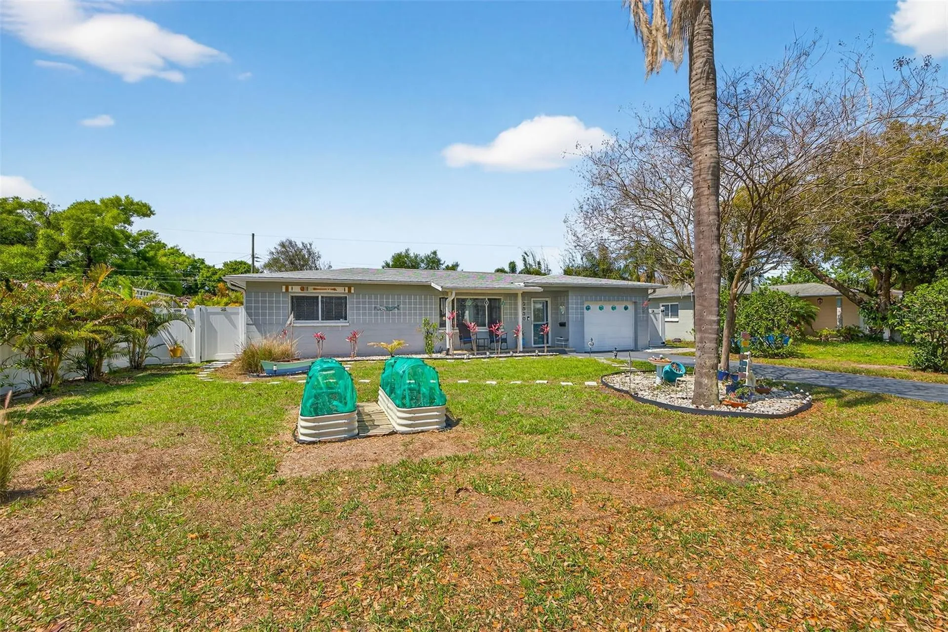 2530 51st Street N St Petersburg FL 33710