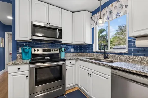 2530 51st Street N St Petersburg FL 33710