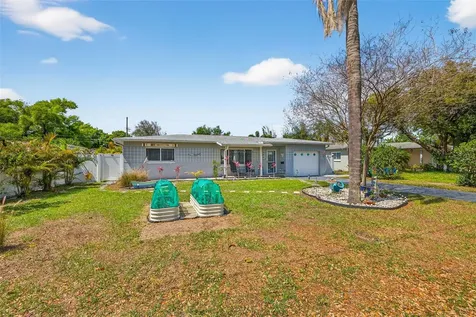 2530 51st Street N St Petersburg FL 33710