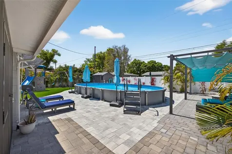 2530 51st Street N St Petersburg FL 33710