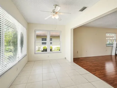 6608 Auburn Avenue Bradenton FL 34207