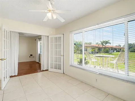 6608 Auburn Avenue Bradenton FL 34207