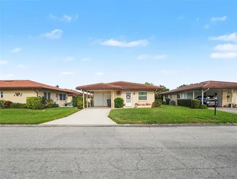 6608 Auburn Avenue Bradenton FL 34207