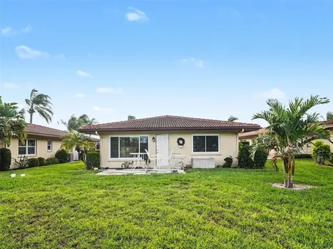 6608 Auburn Avenue Bradenton FL 34207