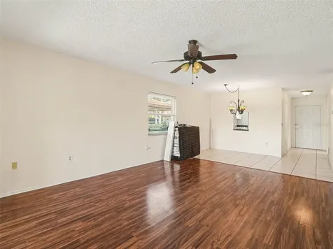 6608 Auburn Avenue Bradenton FL 34207