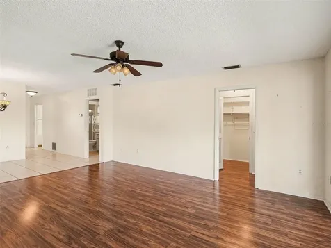 6608 Auburn Avenue Bradenton FL 34207