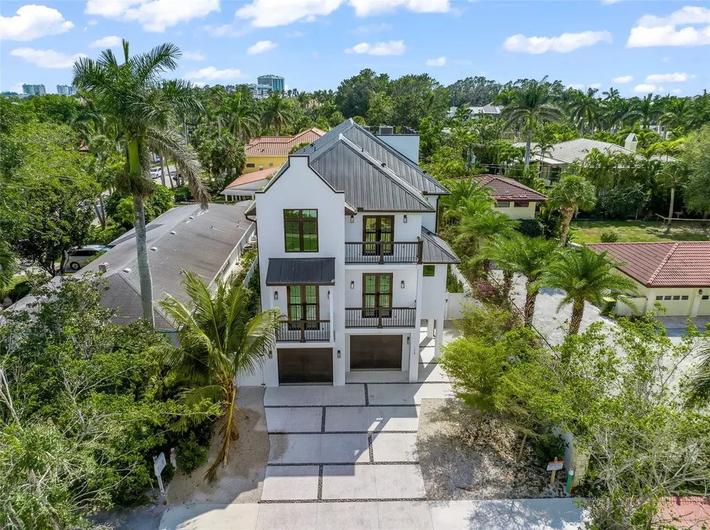 128 Fillmore Drive Sarasota FL 34236