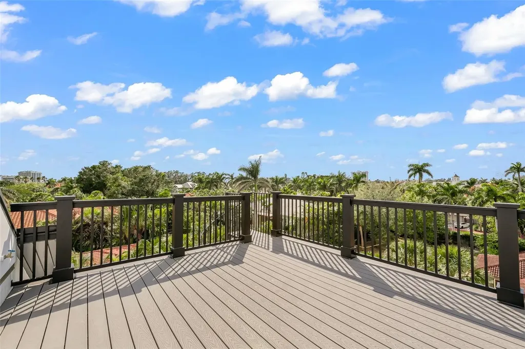 128 Fillmore Drive Sarasota FL 34236