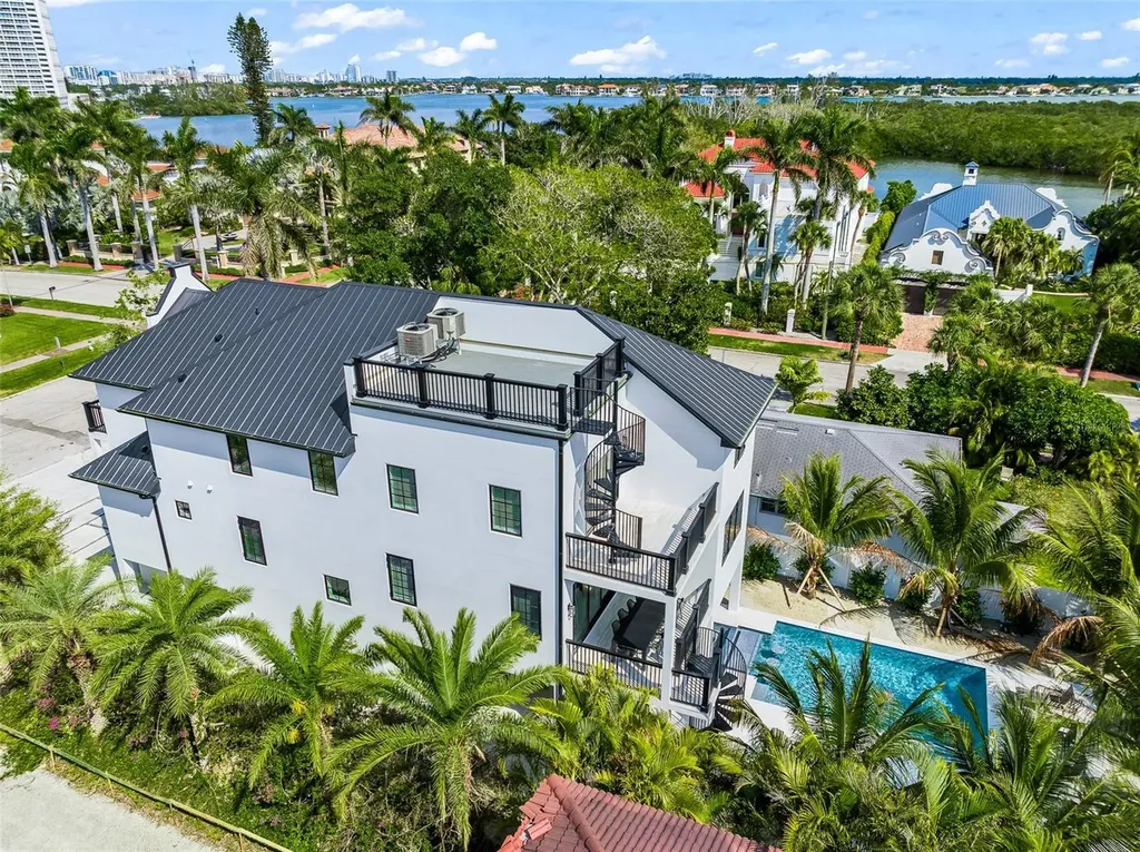 128 Fillmore Drive Sarasota FL 34236