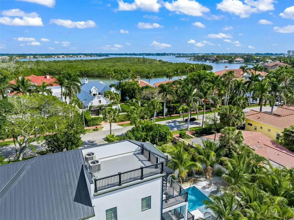 128 Fillmore Drive Sarasota FL 34236