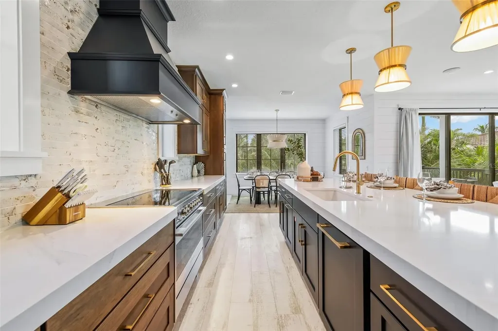 128 Fillmore Drive Sarasota FL 34236