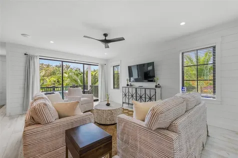 128 Fillmore Drive Sarasota FL 34236