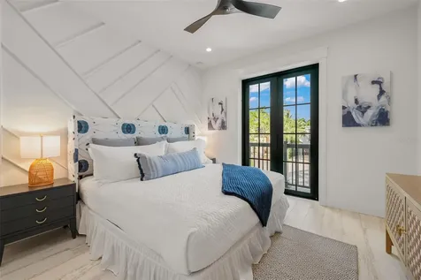 128 Fillmore Drive Sarasota FL 34236