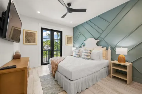 128 Fillmore Drive Sarasota FL 34236