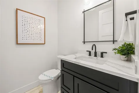 128 Fillmore Drive Sarasota FL 34236