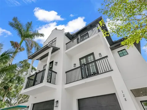 128 Fillmore Drive Sarasota FL 34236
