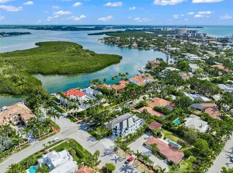 128 Fillmore Drive Sarasota FL 34236