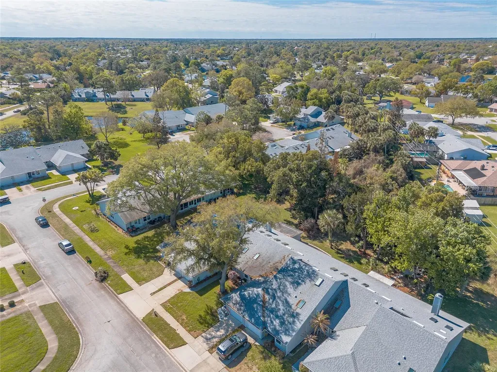 942 Windridge Court Port Orange FL 32127
