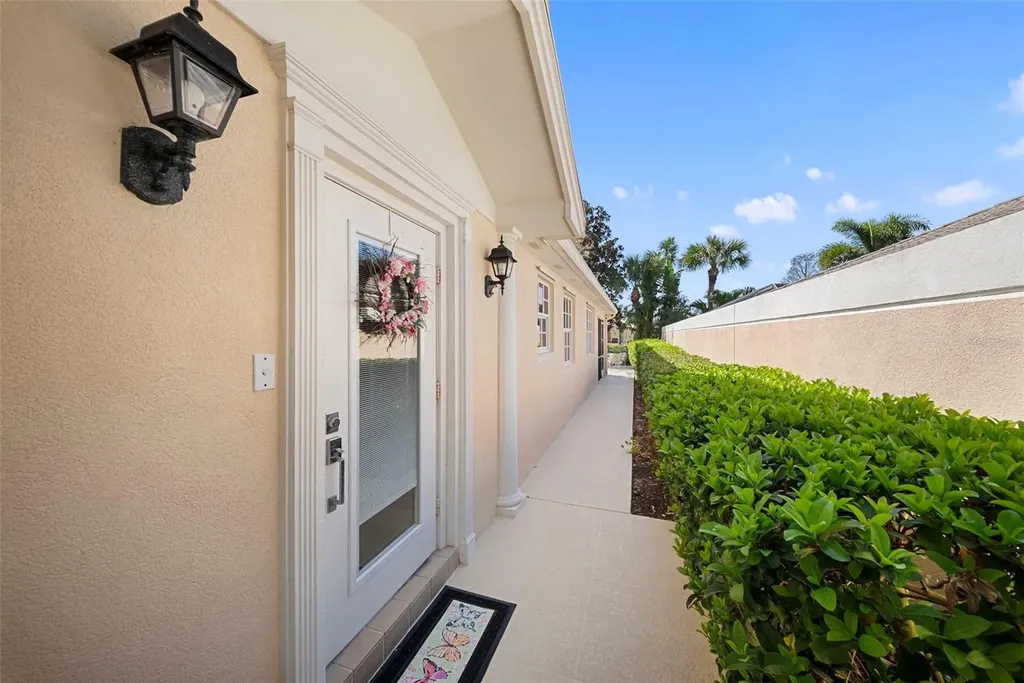 5566 Modena Place Sarasota FL 34238